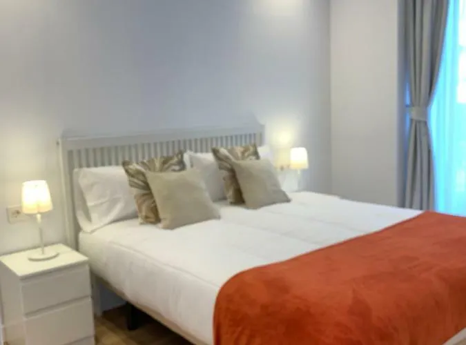 Ola - Perla Boutique 산세바스티안